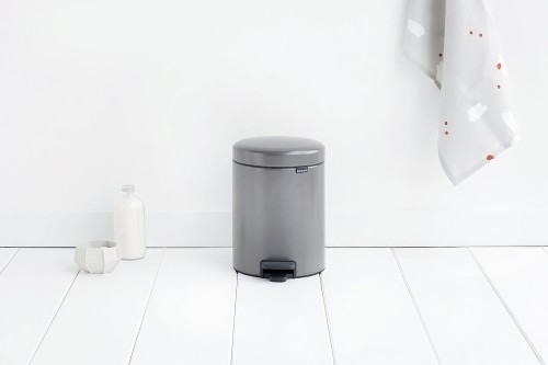 Brabantia Newicon Pedal bin, 5 litre, plastic bucket - Platinum