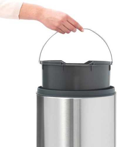 Brabantia Touch bin new, 30 litre, plastic bucket - Matt Steel