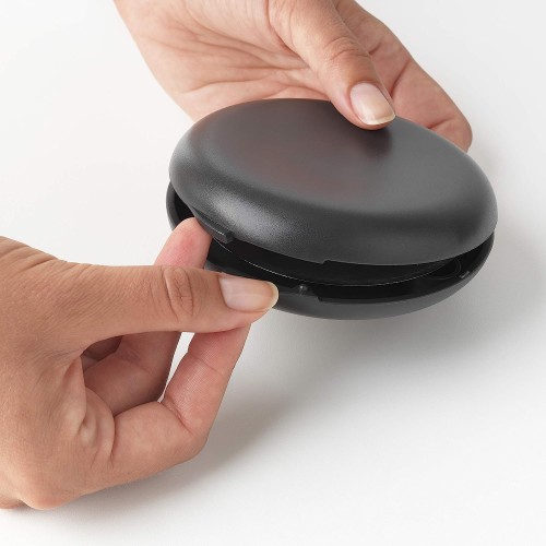 Brabantia Pizza Cutter plus Blade Guar - Dark Grey