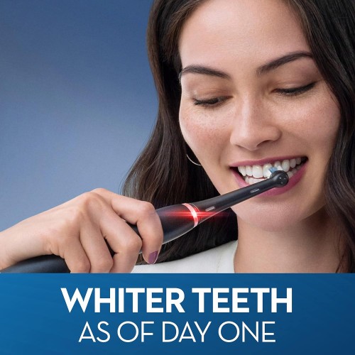 Oral B PRO 3 -3000 Oral B Power Toothbrush Black +Travel Case, Round Head