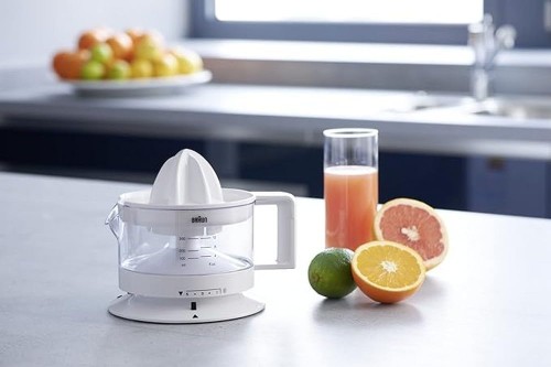 Braun Juicer 20W motor, Pulp Control, 350ML bowl with Scale, 2 way rotation