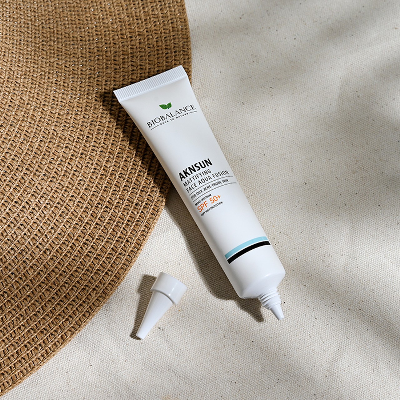 Biobalance Aknsun Face Matt Aqua 50+Spf Tinted 40Ml (600531)