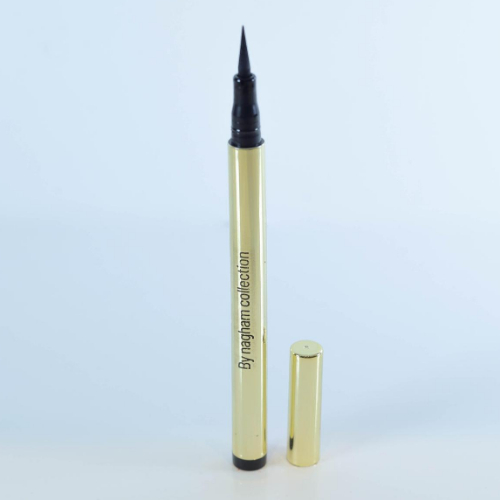 Black eyeliner to line the eyes. Comfortable and easy to apply and long lasting