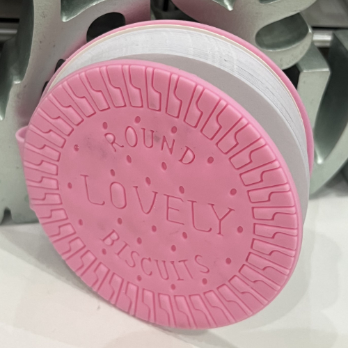 Biscuit Chocolate Kawaii Journal Rounded whole - Pink Chocolate, White Chocolate