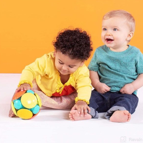 BRIGHT STARTS Wobble Bobble Crawl & Chase Ball