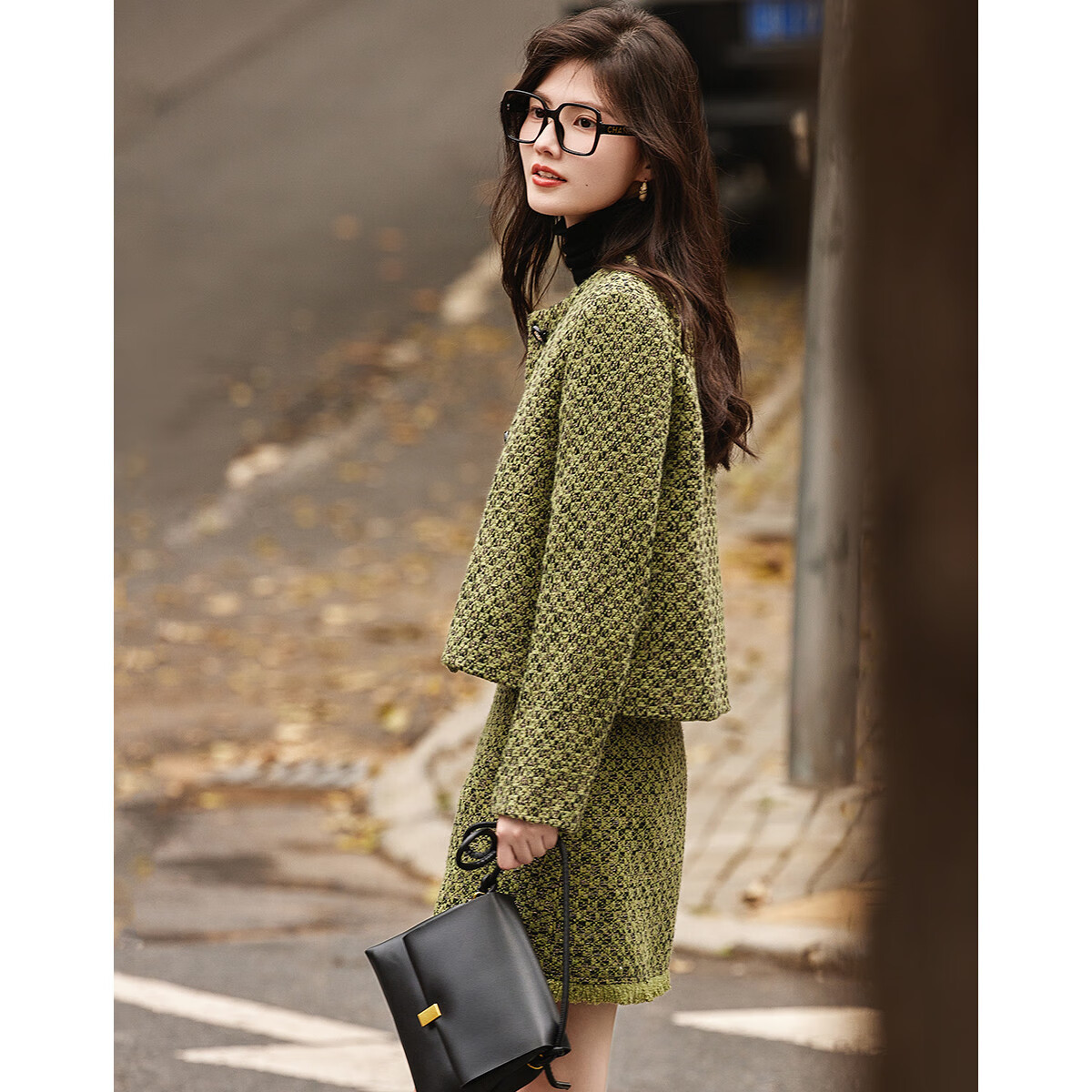 DME Elegant Chanel Style Winter Round Neck Button Long Sleeve Top High Waist Ski...