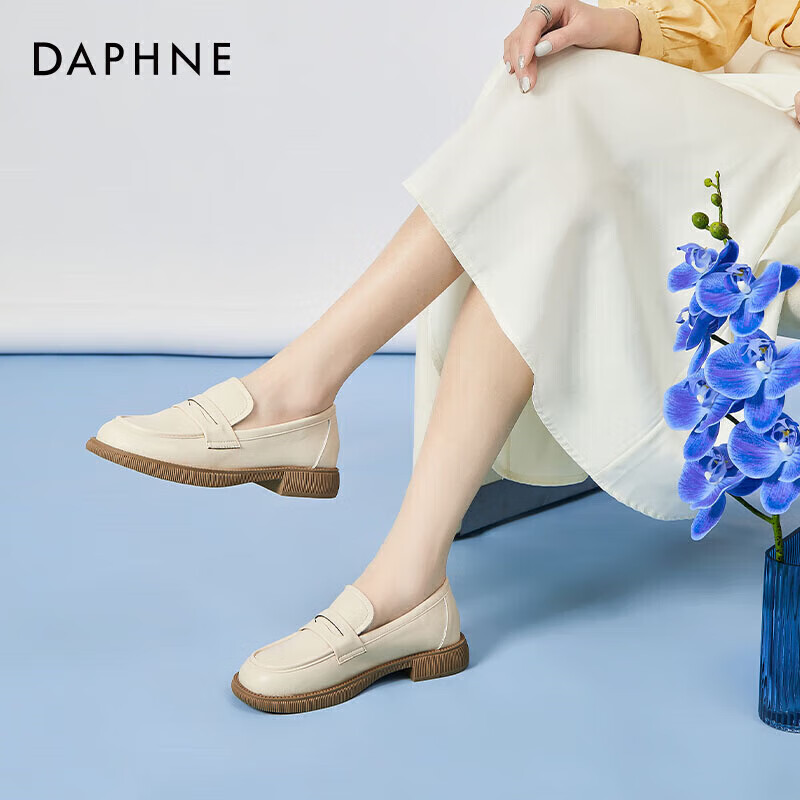 DAPHNE Women's Cowhide Loafers Flat Loafers Slip-on Shoes 422104579 Beige Size 3...