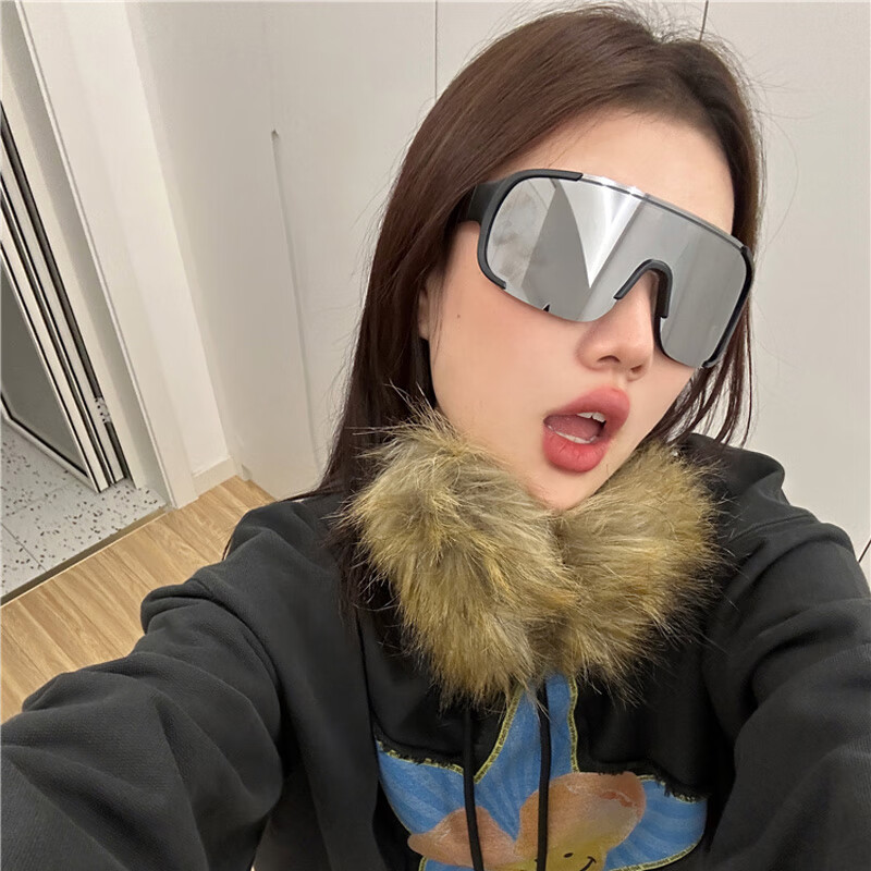 Bowonic Cycling Goggles, Large Frame Sunglasses for Men And Women, Hiking And Mo...