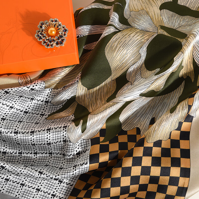 Hangsilu Mulberry Silk Scarf, Women's Brooch Set, Outer Wear, Gift for Elders, W...