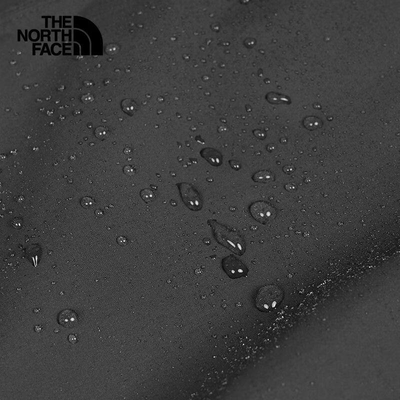 The North Face Women's Outdoor Waterproof and Breathable 8DFA Jacket Black/JK3 S