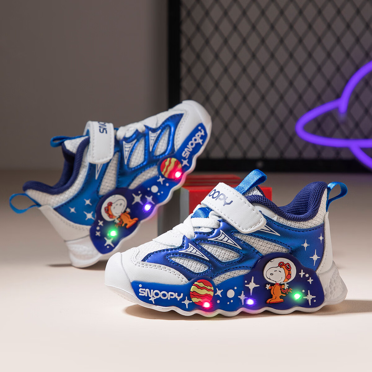 SNOOPY Children's Shoes, Toddler Walking Shoes, Baby Light-Up Shoes, Boys And Gi...