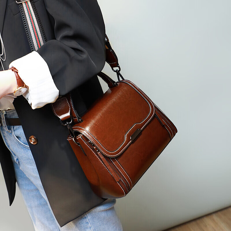 Viney Leather Handbag, Women's Shoulder Bag, Light Luxury Brand Crossbody Bag, B...