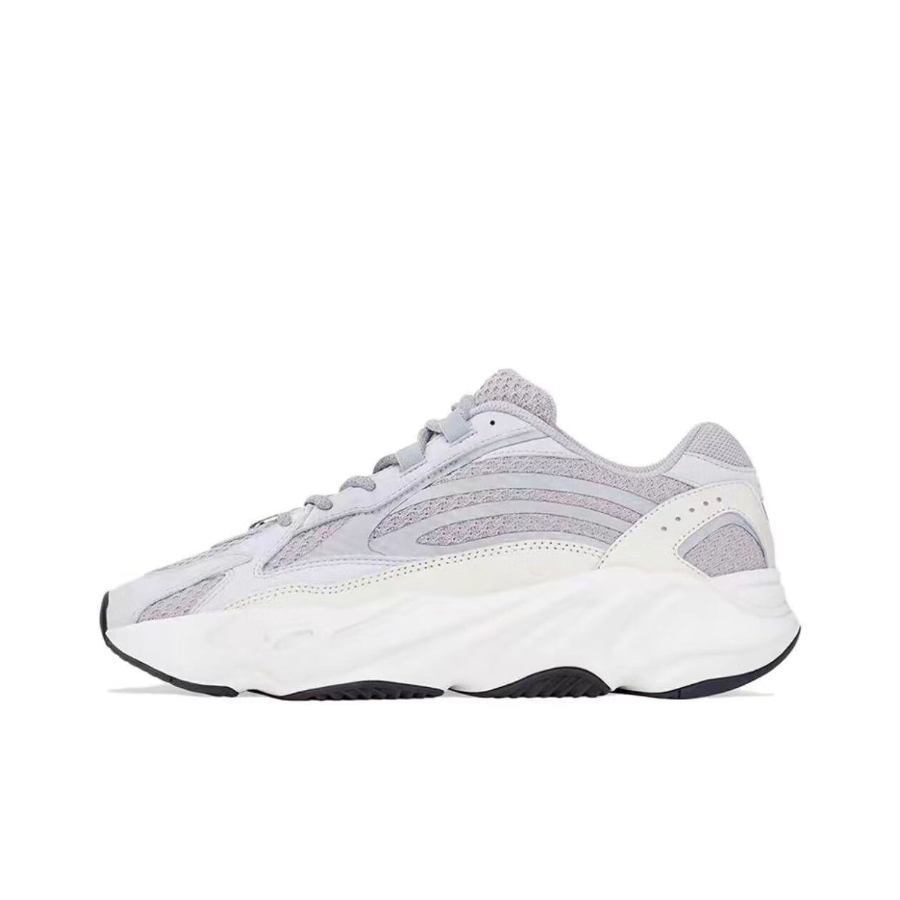 Adidas Yeezy 700 Reflective Chunky Sneakers for Men And Women, Fashionable Casua...