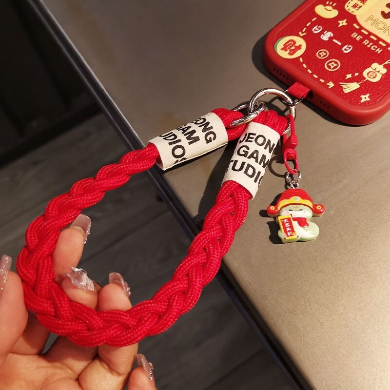 Beiyi Brand Red Phone Lanyard Wrist Short Pendant Hanging Decoration Three-stran...