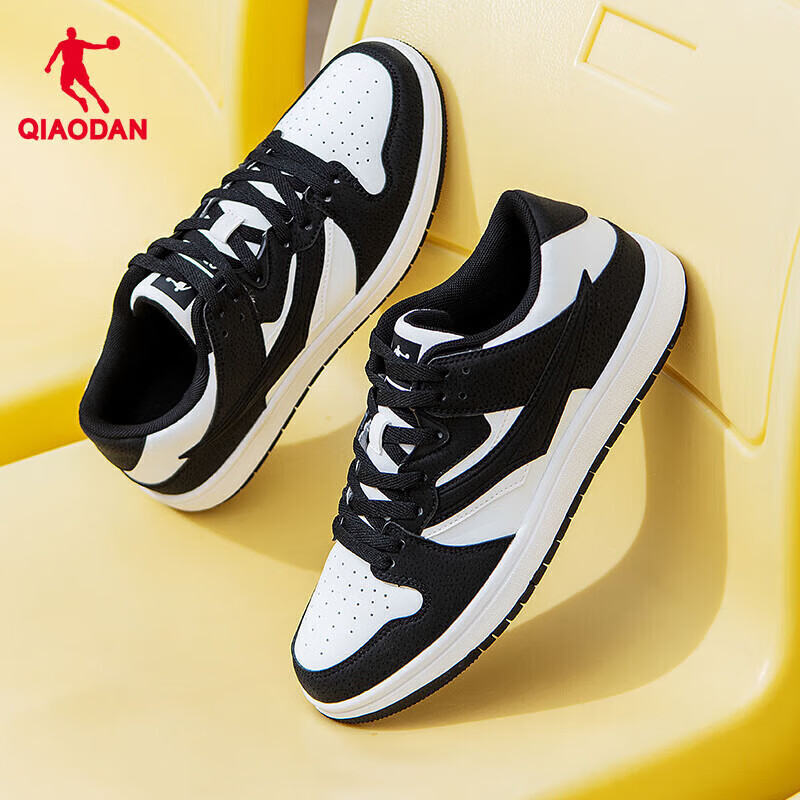 QIAODAN Women's Sneakers, Skateboard Shoes, Autumn And Winter Air Force White Sh...
