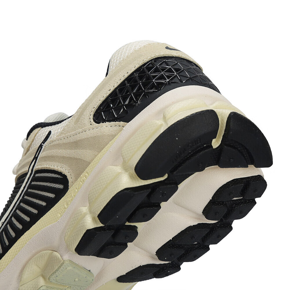 NIKE Men's Casual Shoes ZOOM VOMERO 5 Athletic Shoes HF1553-701 Size 40
