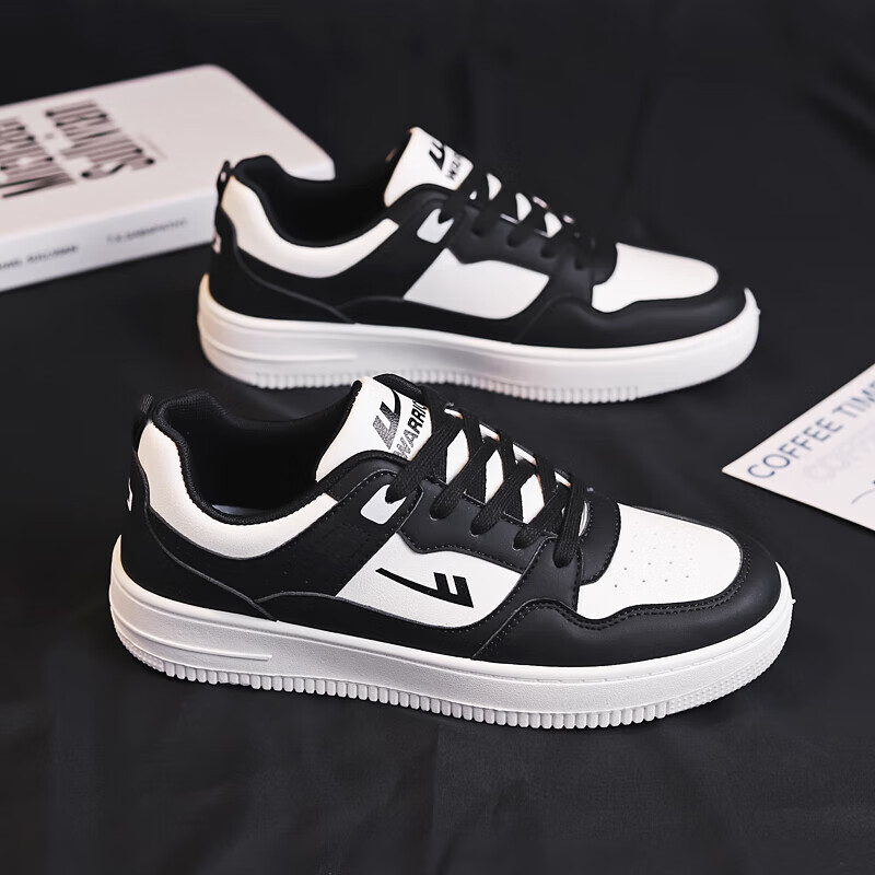 Warrior Low-Top Sneakers for Men, Casual Sports Shoes for Couples, Versatile Foo...