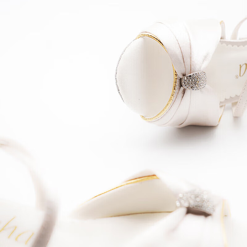 Sansha Children's Latin Dance Shoes for Girls, Soft-Soled Ballroom Dance Nationa...