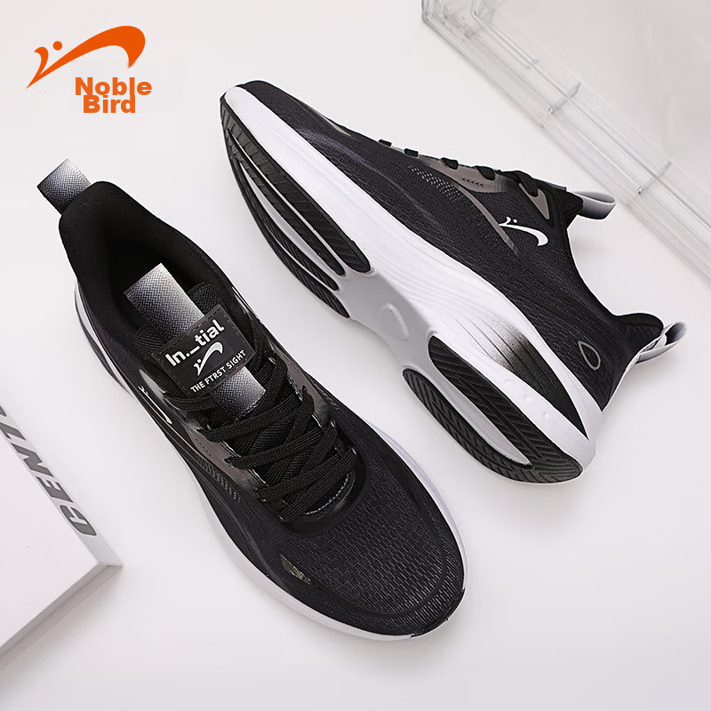 Guirenniao Men's Running Shoes, Black Soft-Soled Sneakers, Lightweight Shock-Abs...