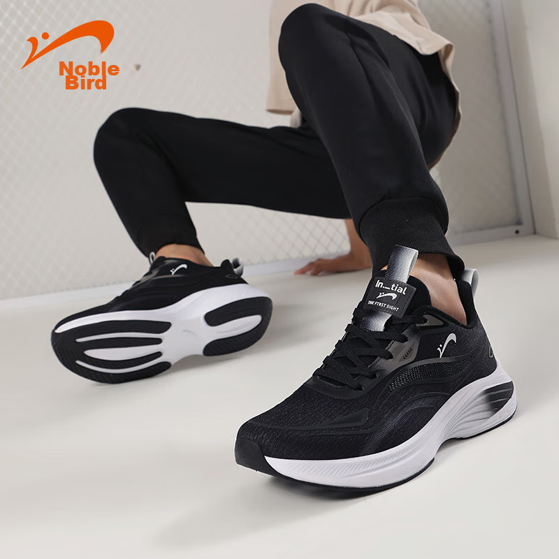 Guirenniao Men's Running Shoes, Black Soft-Soled Sneakers, Lightweight Shock-Abs...