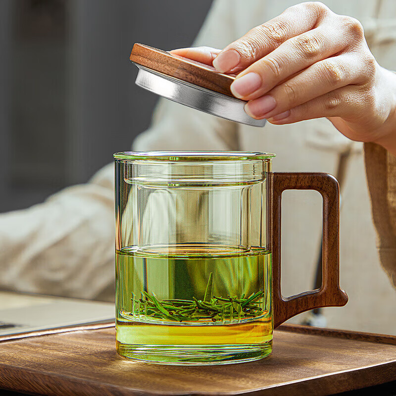 Niyechachabinglass Green Tea Cup with Tea Infuser, Heat-Resistant Thickened Glas...