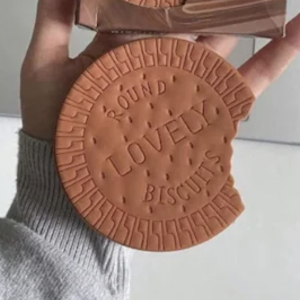 Biscuit Chocolate Kawaii Journal Rounded bitten - Pink Chocolate, White Chocolat