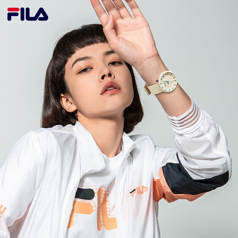 FILA Women's Watch, Trendy Color-Block Fashion Versatile Student Silicone Couple Wristwatch for Men 46FLM38-6126