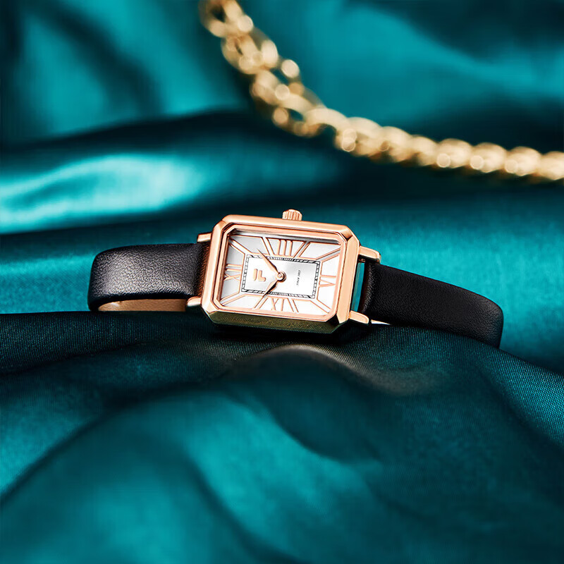 FILA Women's Watch, Retro Simple Square Watch, Ladies Wristwatch, Qixi Gift for Girlfriend, FLL38-6264