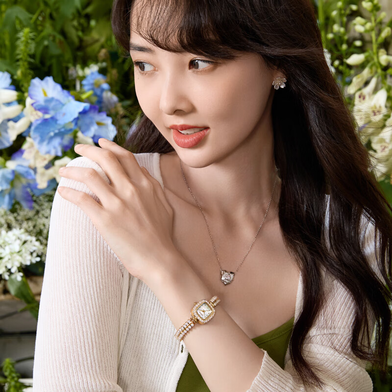 Davena Small Gold Spike Watch for Women, Small Silver Spike Luxury Niche Wristwatch, Birthday Gift for Girlfriend